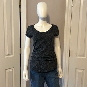 Old Navy Maternity T-Shirt Size S